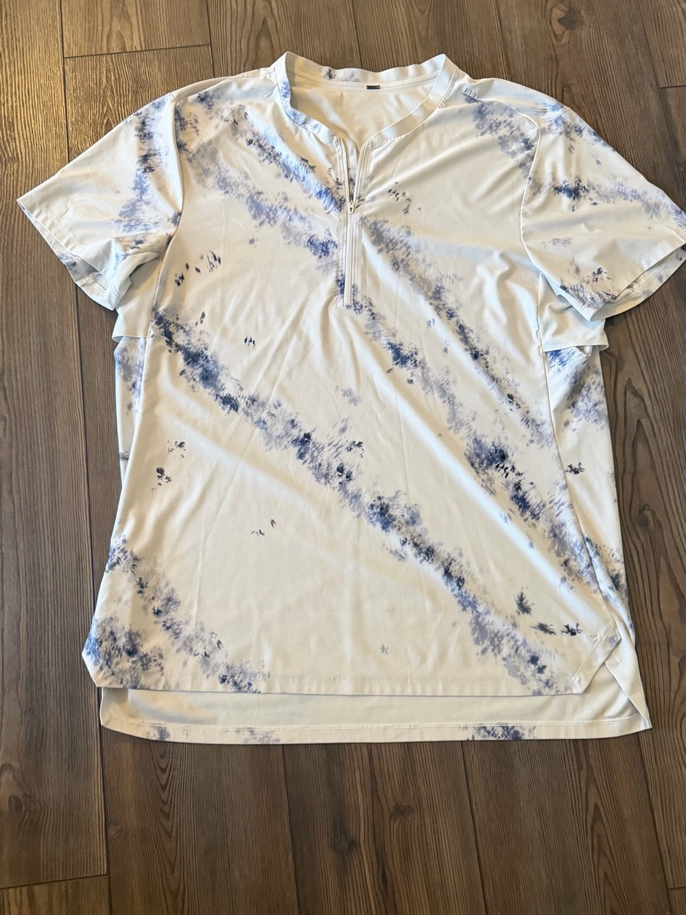 Lululemon Men's Light Blue Tie-Dye Performance Henley 1/4 zip Shirt